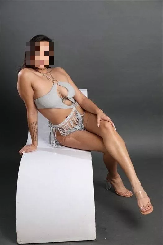 מארחת לטיפול מדהים